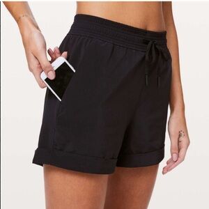 Lululemon Spring break away 3” high rise short, black, great condition